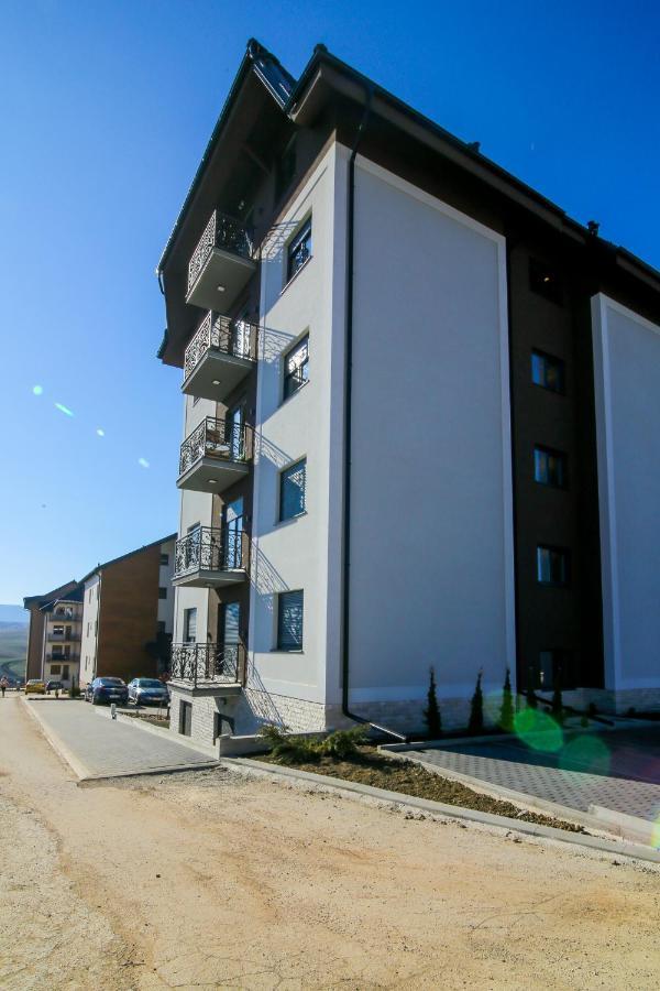 Narcis 17 - Novonamesteni Apartman Sa Prelepim Pogledom Na Tornik Zlatibor Ngoại thất bức ảnh
