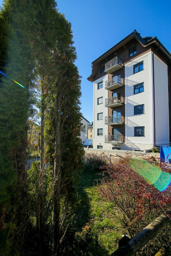 Narcis 17 - Novonamesteni Apartman Sa Prelepim Pogledom Na Tornik Zlatibor Ngoại thất bức ảnh