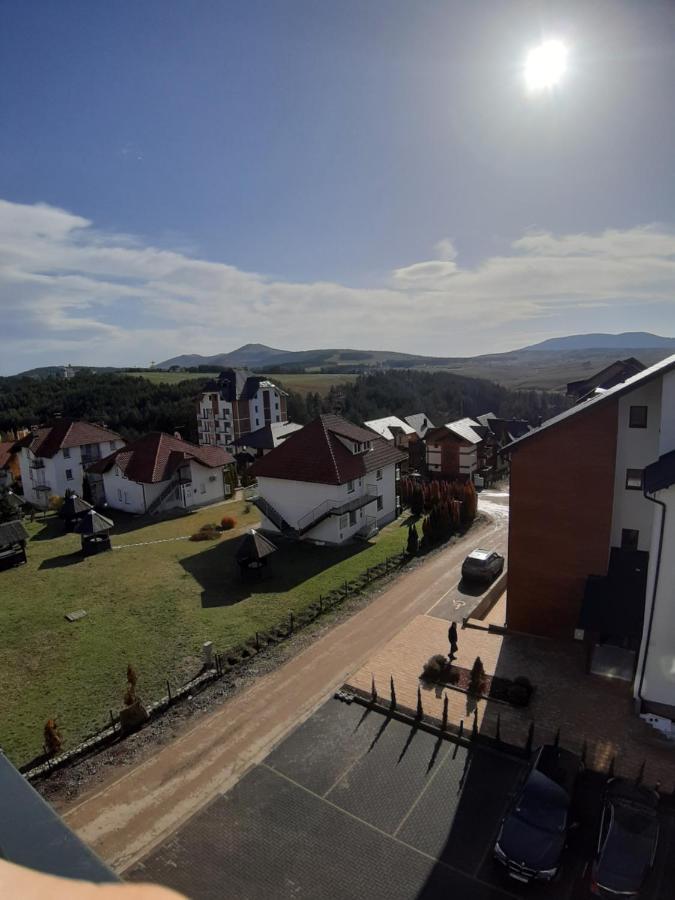 Narcis 17 - Novonamesteni Apartman Sa Prelepim Pogledom Na Tornik Zlatibor Ngoại thất bức ảnh